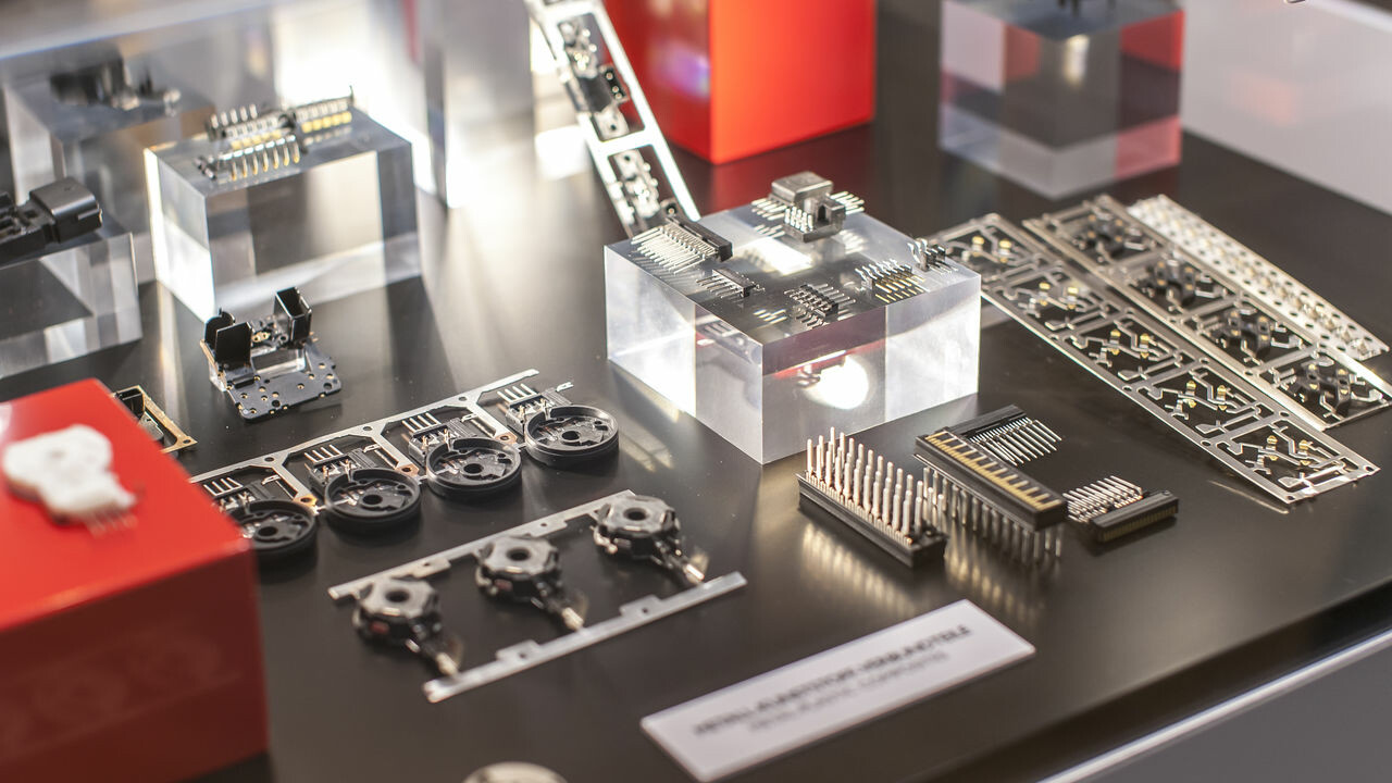 Stanztec Fachmesse für Stanztechnik csm Stanzen hochpraezise und innovativ 8a32b6f463 uai